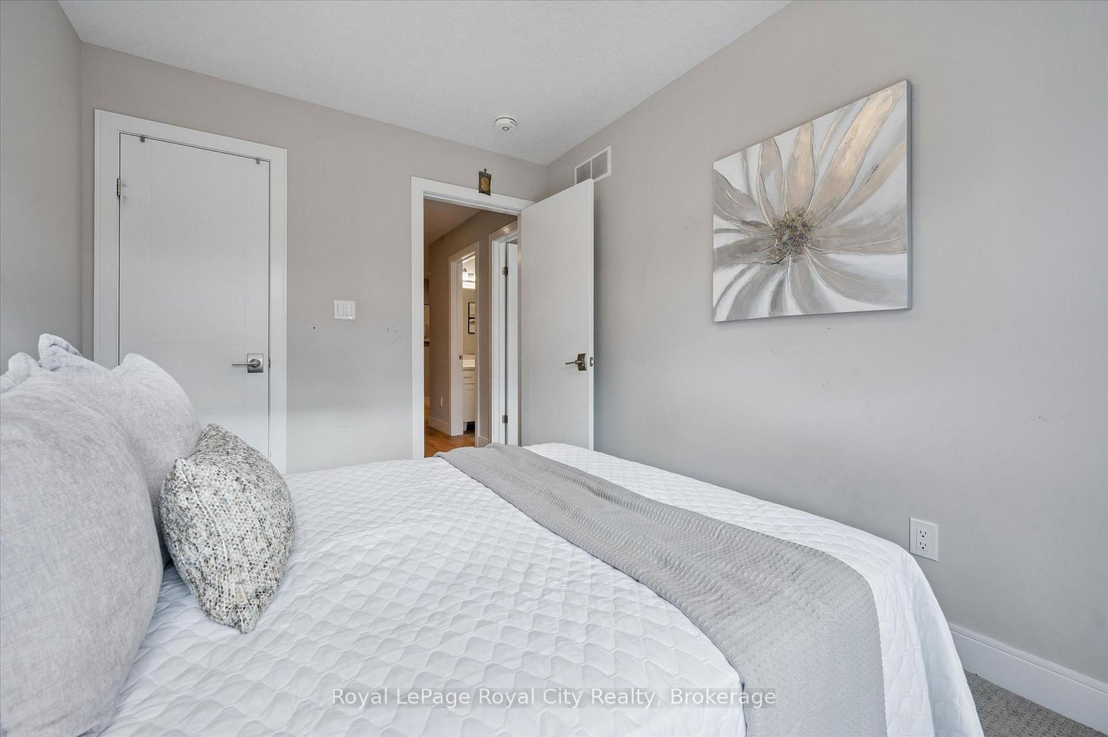 60 Arkell Road, Unit 83 - Photo 25