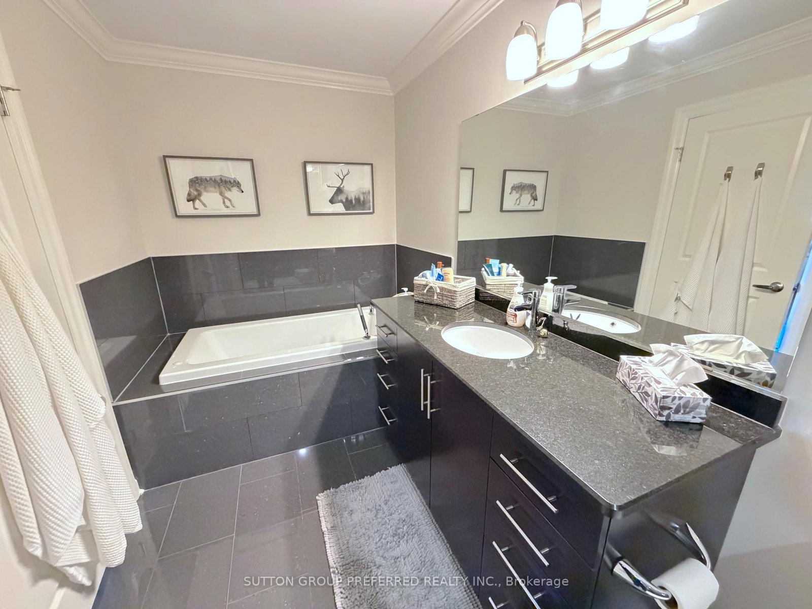 260 Villagewalk Boulevard, Unit 404 - Photo 22