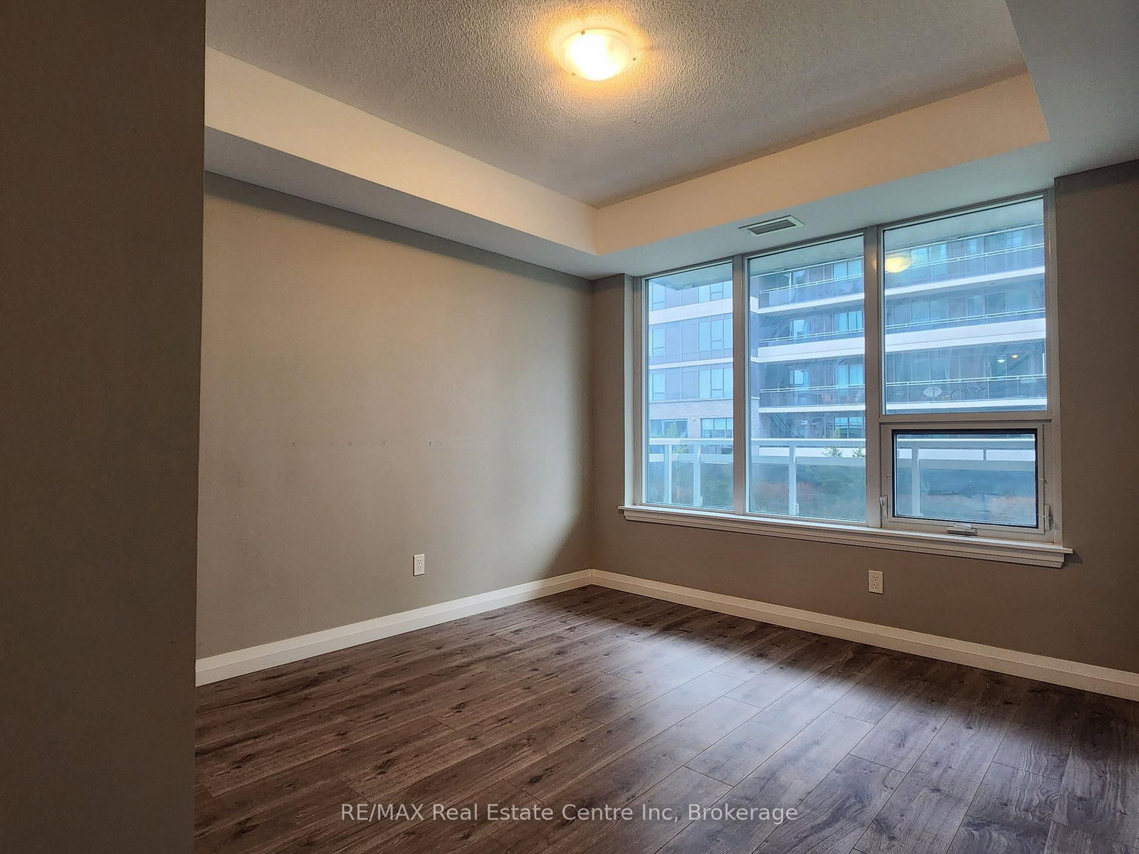 63 ARTHUR Street, Unit 311 - Photo 7