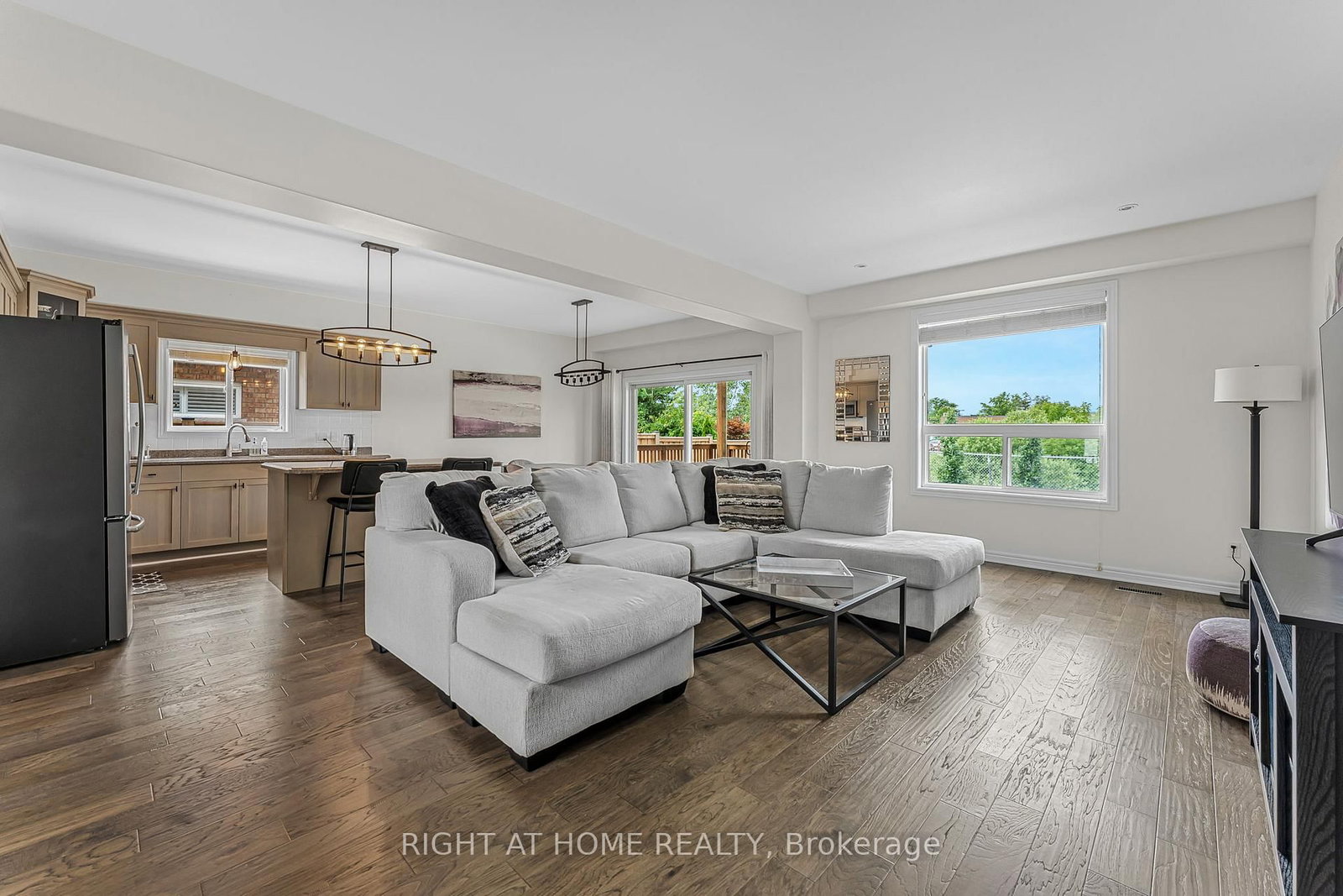 80 Loretta Drive - Photo 10