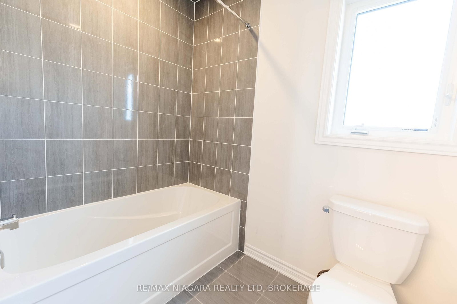 25 ORIOLE Crescent - Photo 26