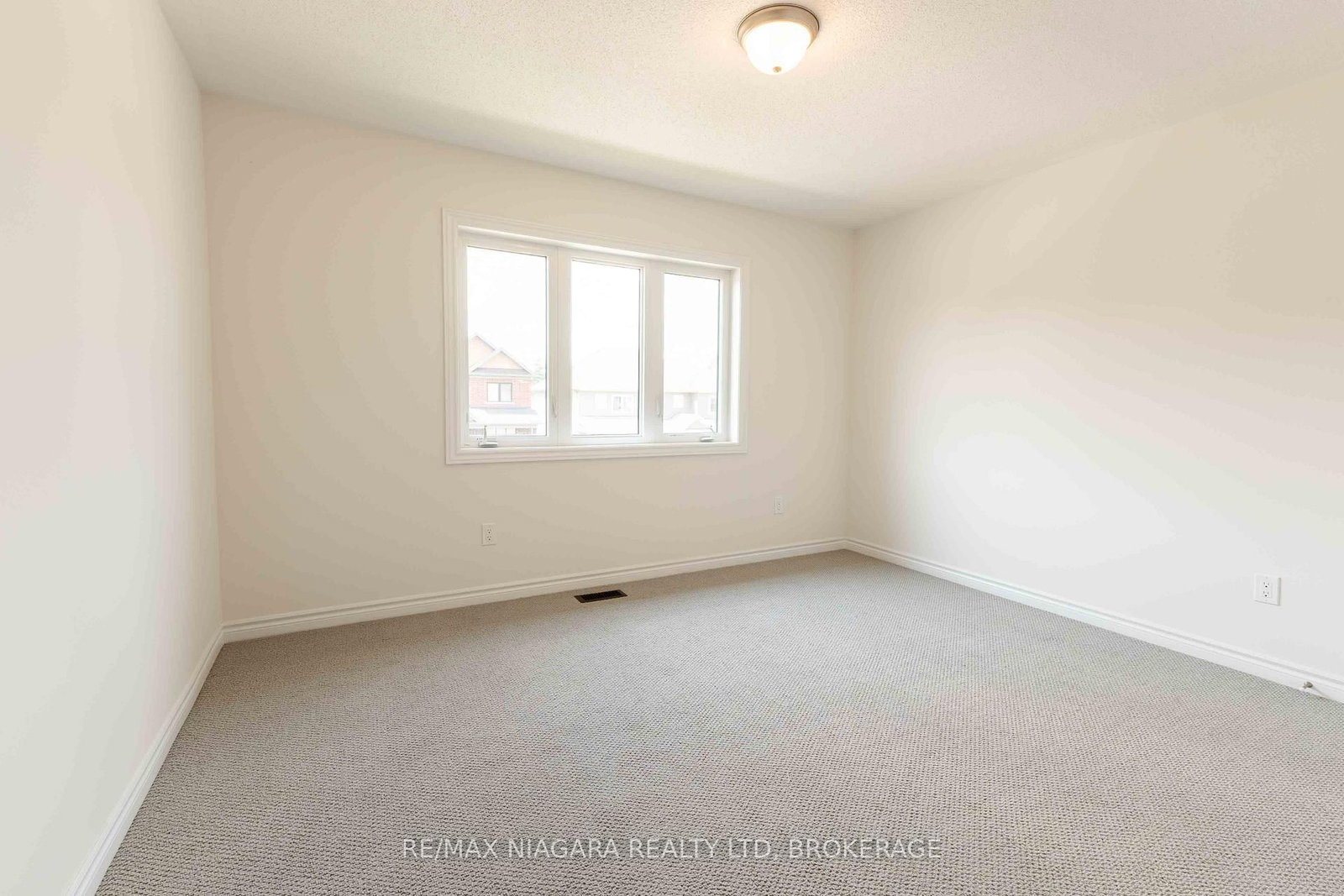25 ORIOLE Crescent - Photo 31
