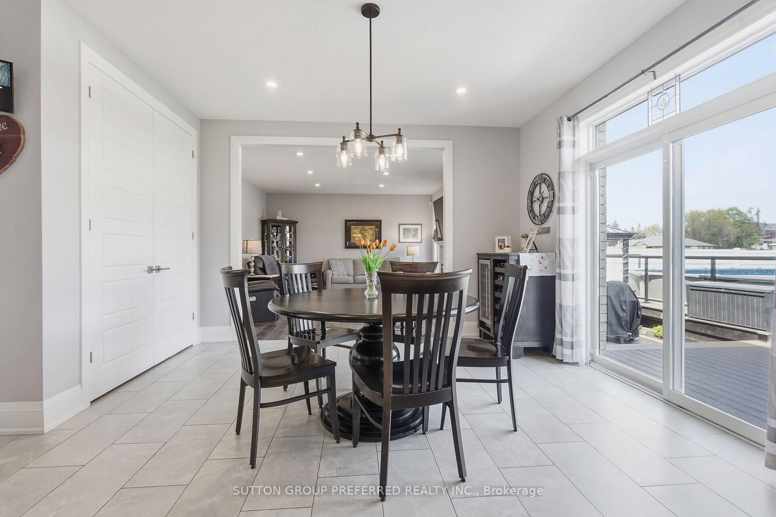 215 Leitch Street • Dutton/Dunwich, ON photo 11