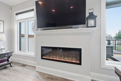 215 Leitch Street • Dutton/Dunwich, ON photo 9