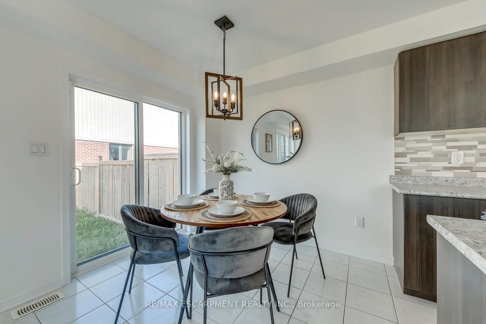 96 Arnold Marshall Boulevard - Photo 22