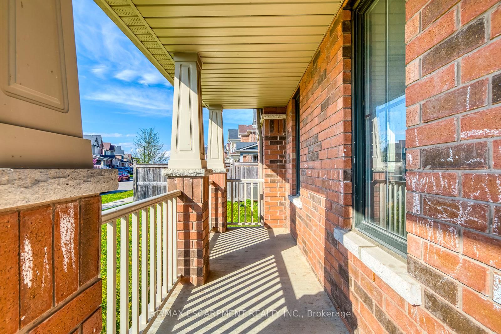 96 Arnold Marshall Boulevard - Photo 5