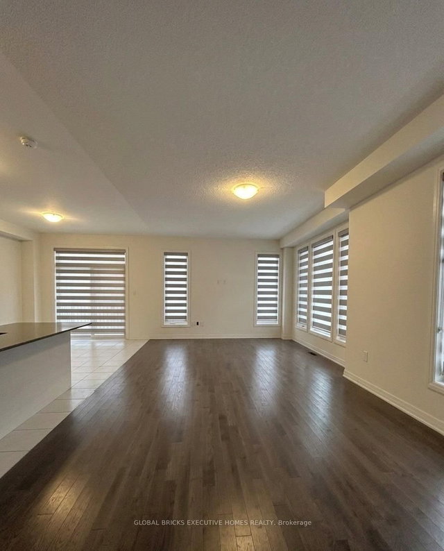 454 Robert Woolner Street