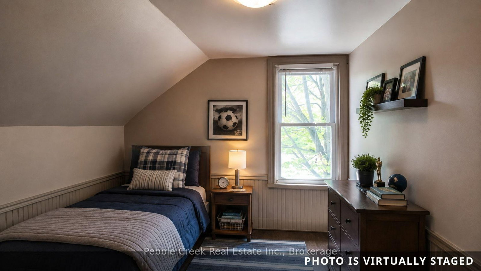 109 Napier Street • Goderich, ON photo 13