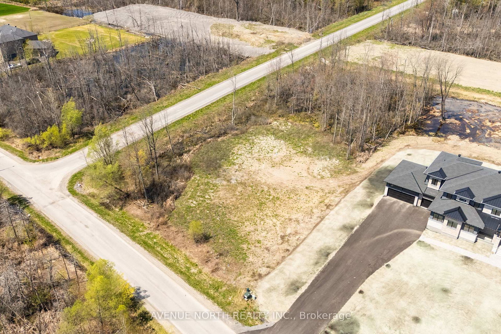 5829 Red Castle Ridge • Ottawa, ON photo 12