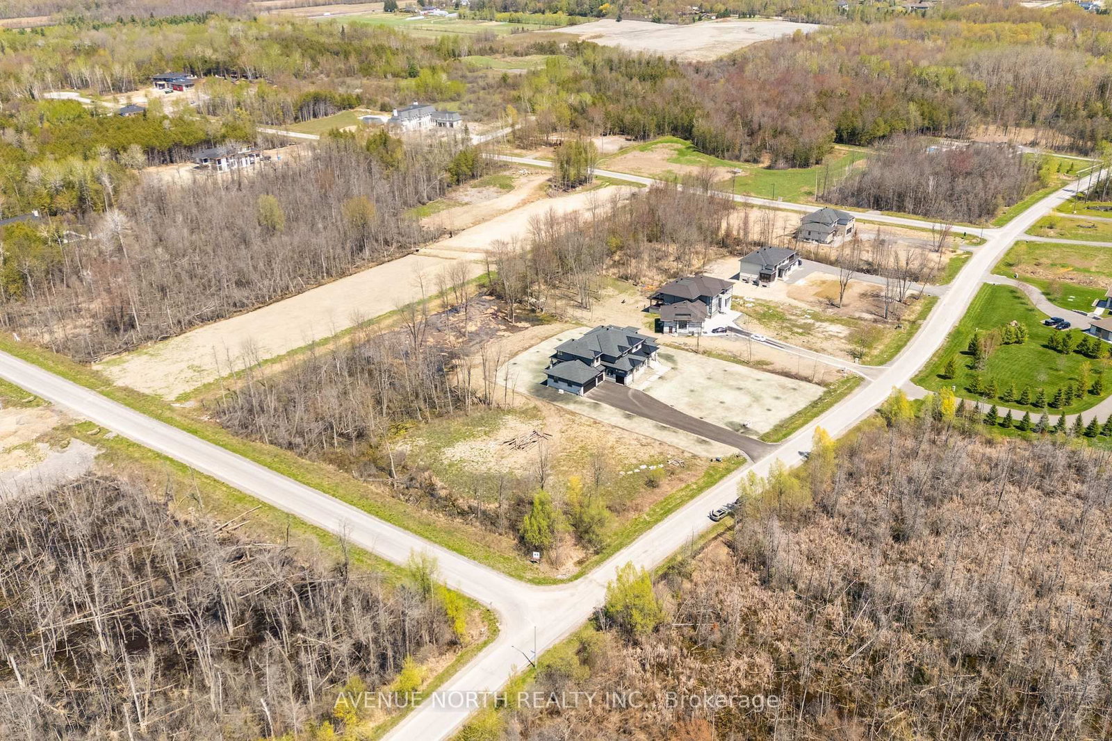 5829 Red Castle Ridge • Ottawa, ON photo 4