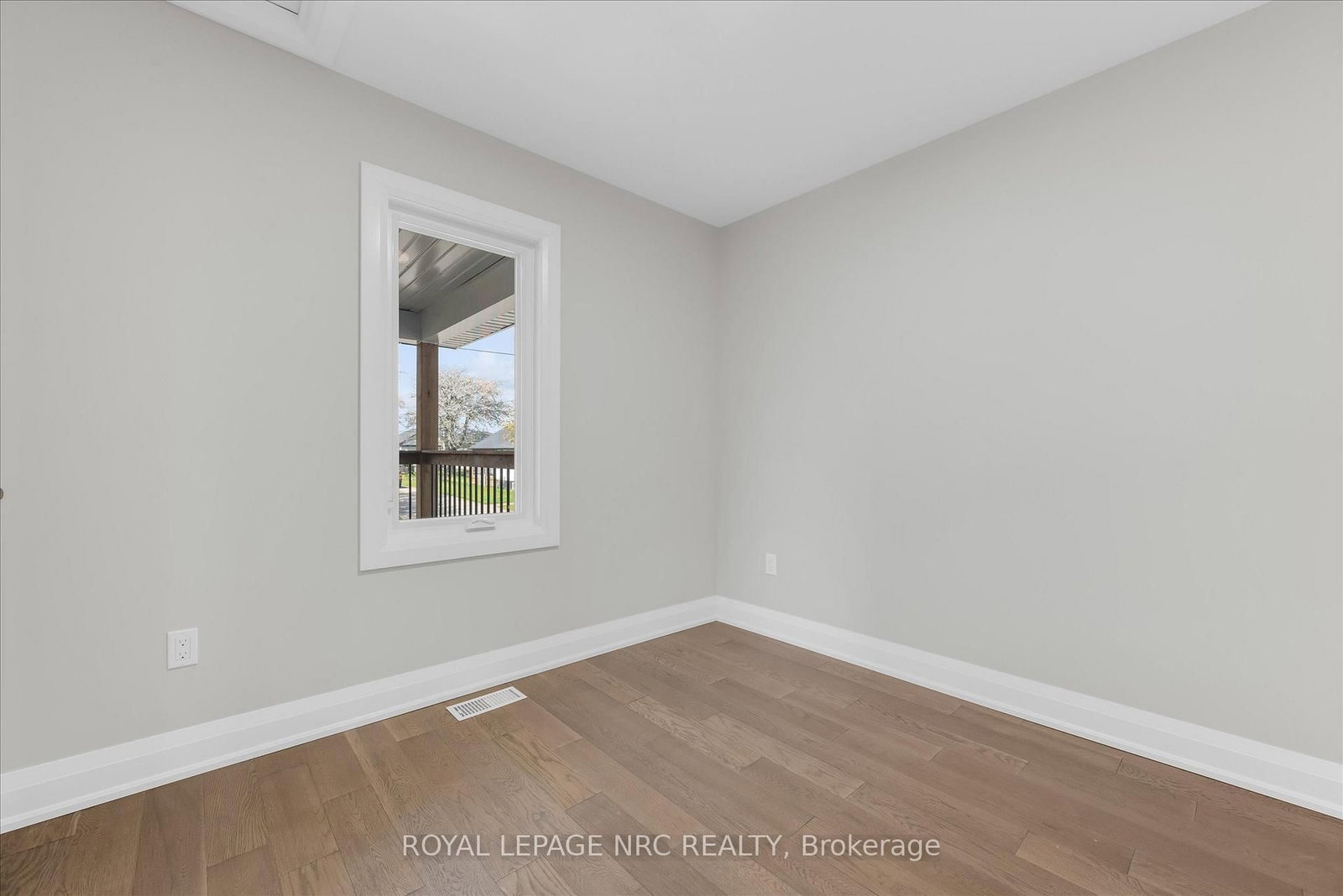 81 Christmas Street • Port Colborne, ON photo 14