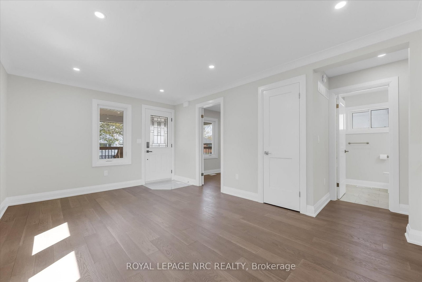 81 Christmas Street • Port Colborne, ON photo 5