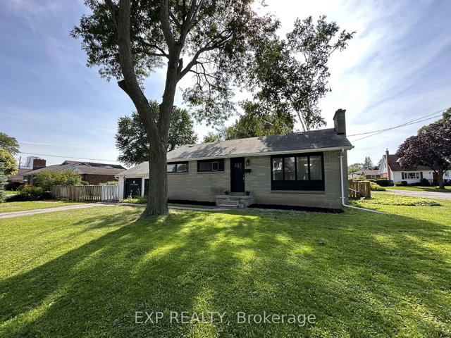 6 Woodland Acres W