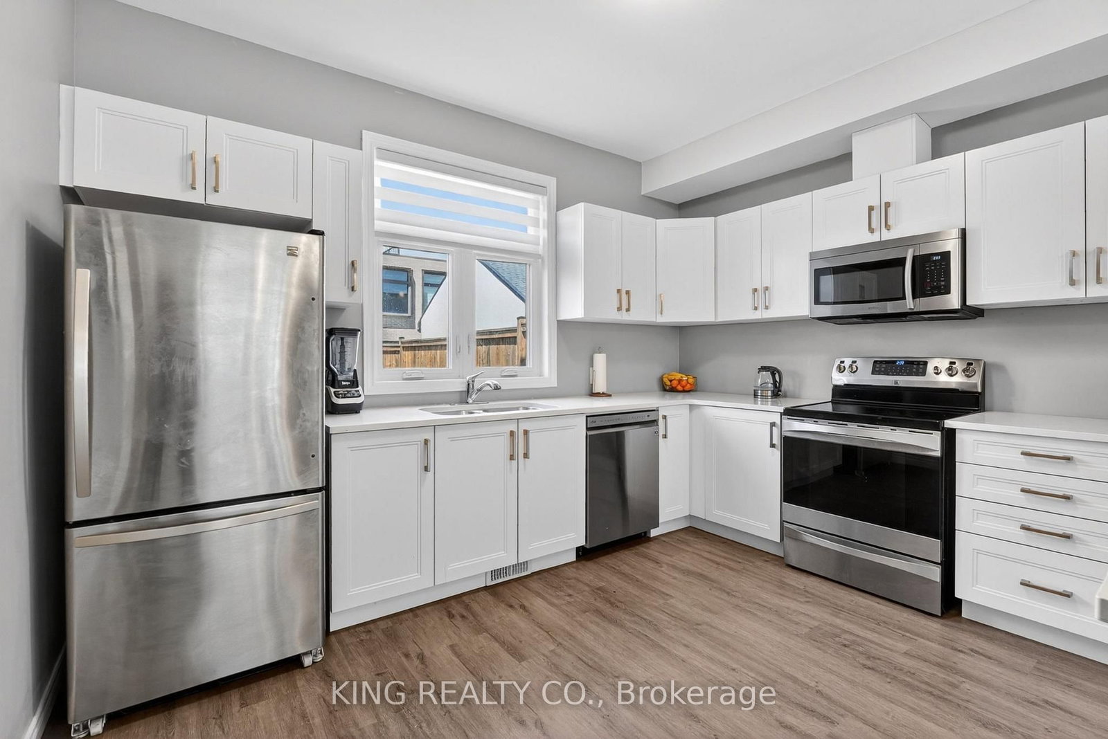 153 Summersides Boulevard, Unit 5 - Photo 16