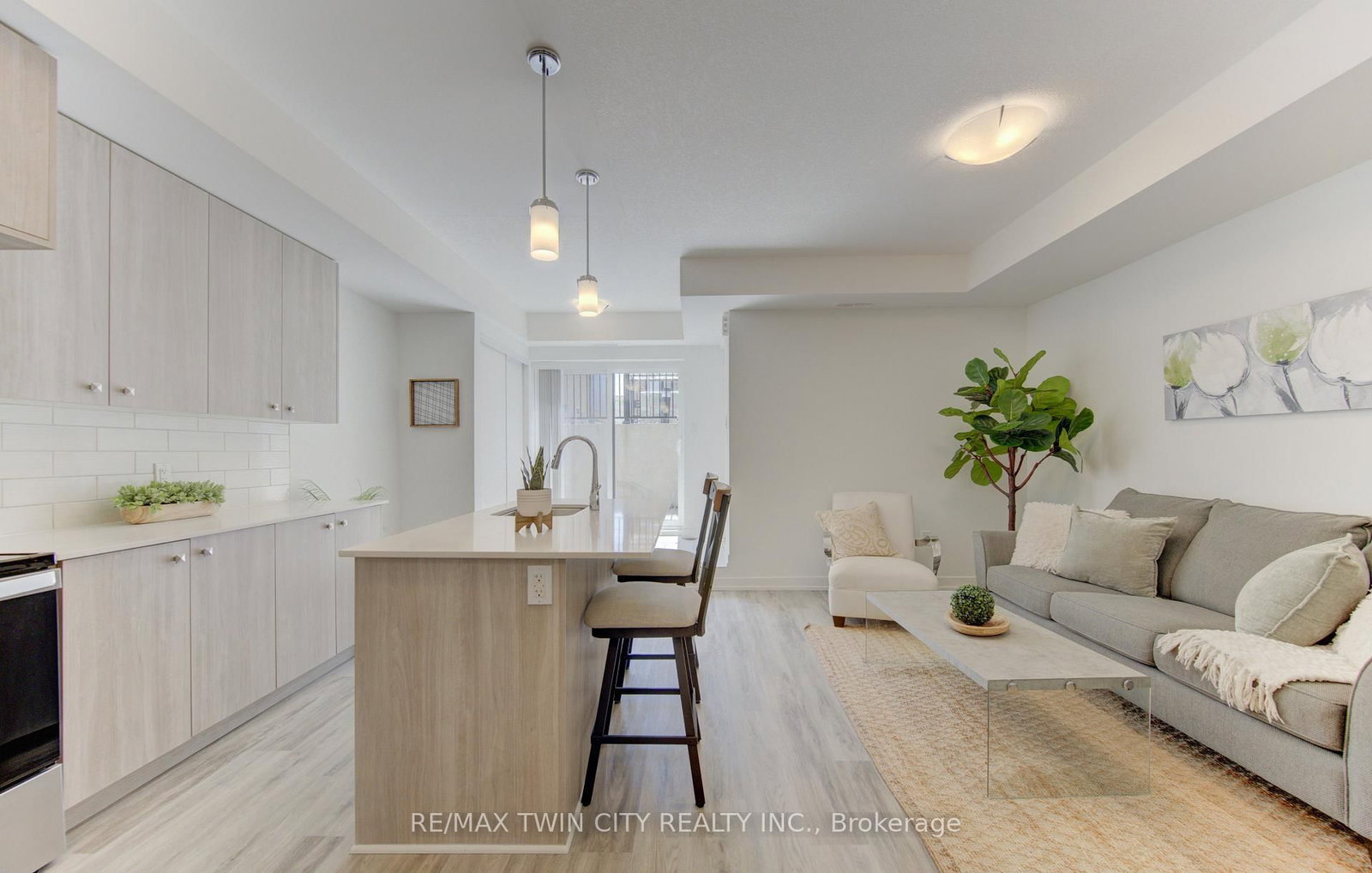 20 Palace Street, Unit G16 - Photo 13