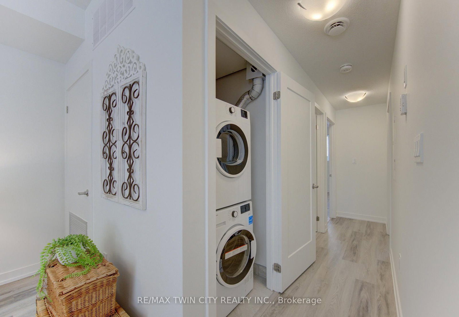 20 Palace Street, Unit G16 - Photo 14