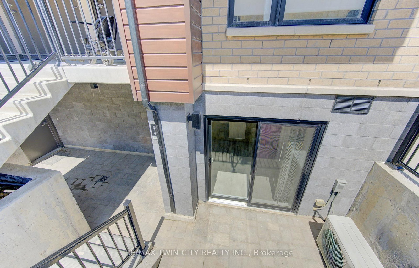 20 Palace Street, Unit G16 - Photo 23