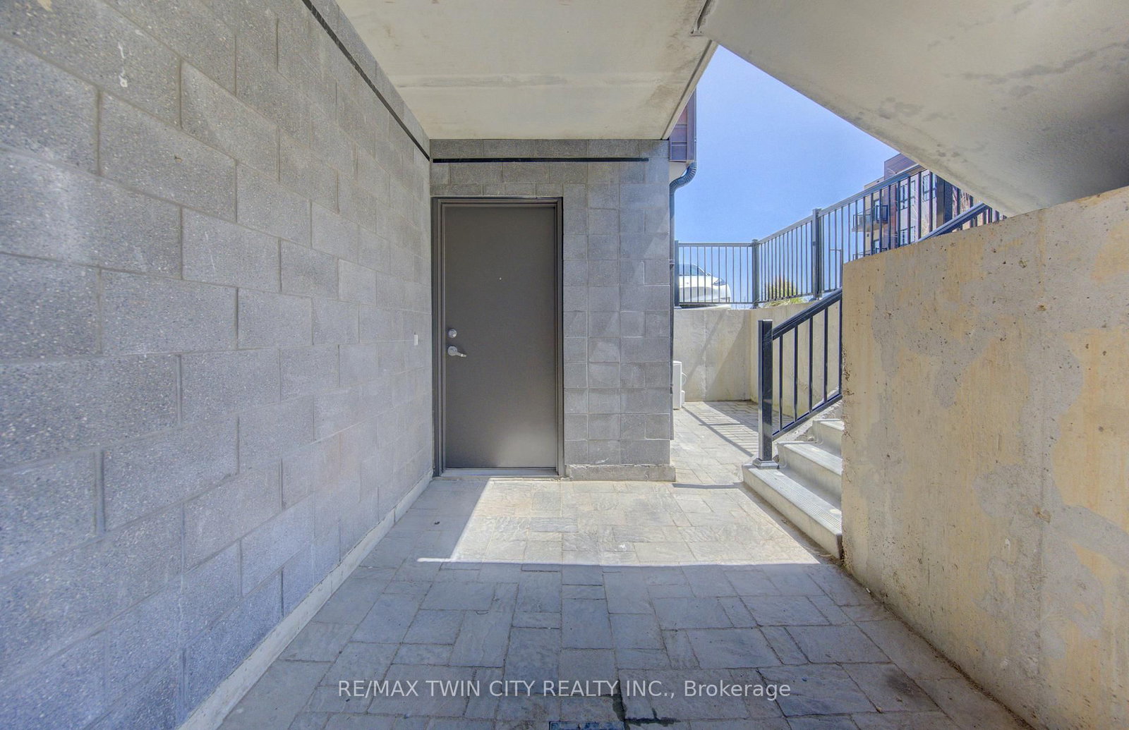 20 Palace Street, Unit G16 - Photo 25