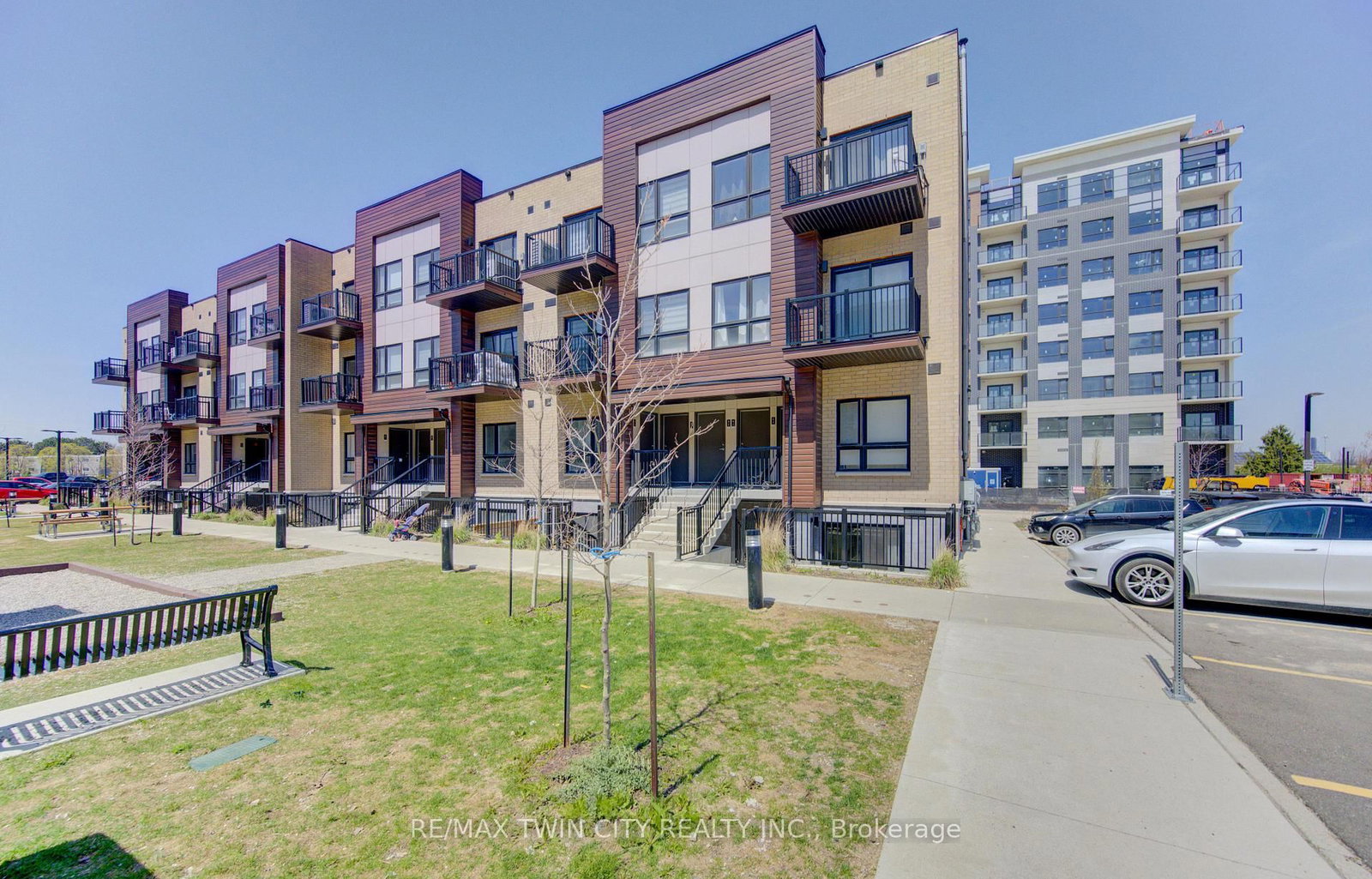 20 Palace Street, Unit G16 - Photo 28