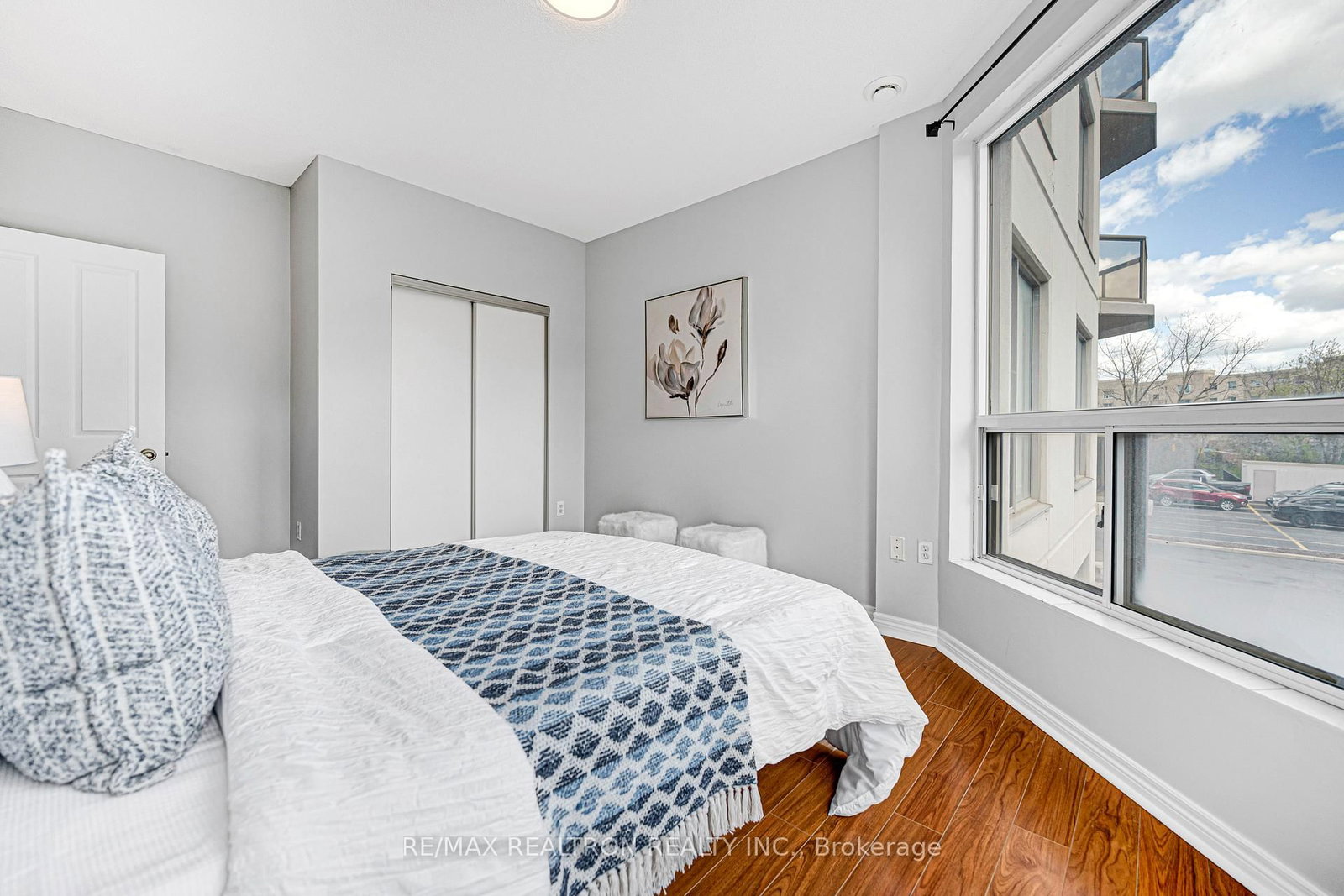 255 Keats Way, Unit 203 - Photo 33
