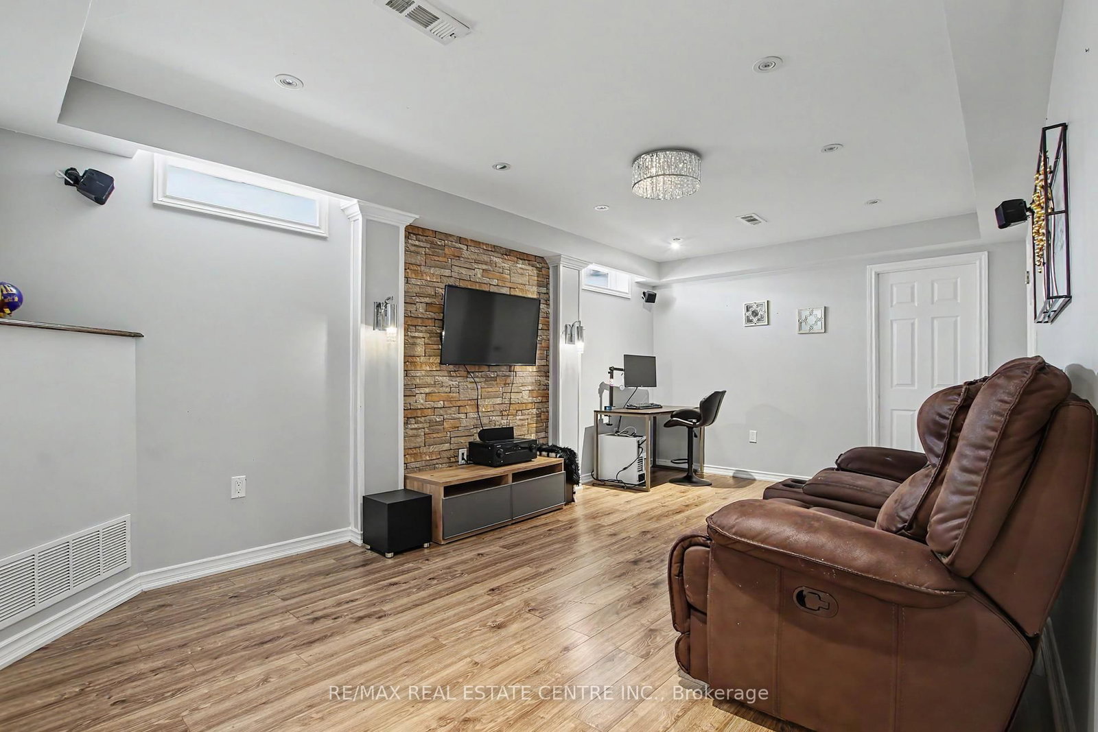 60 Postmaster Drive - Photo 28