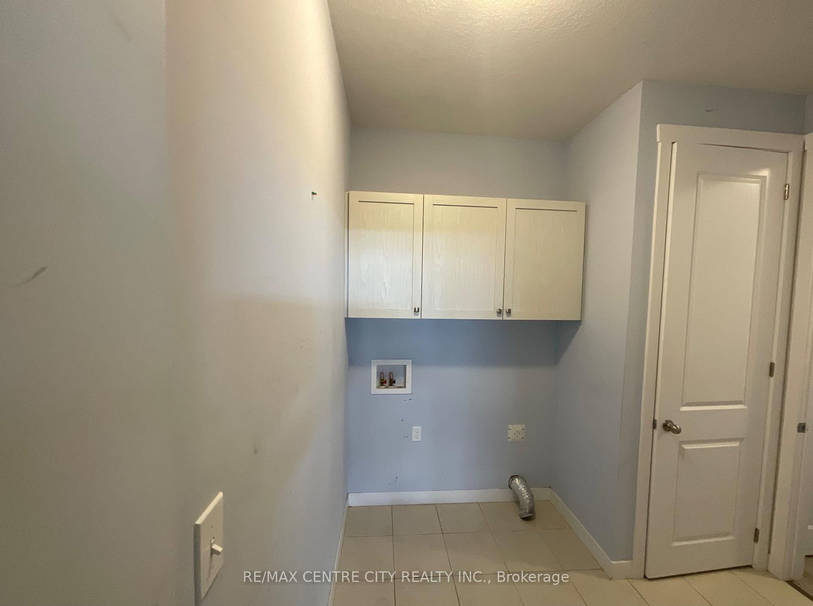 39 WATERTHRUSH Lane • Norfolk, ON photo 9