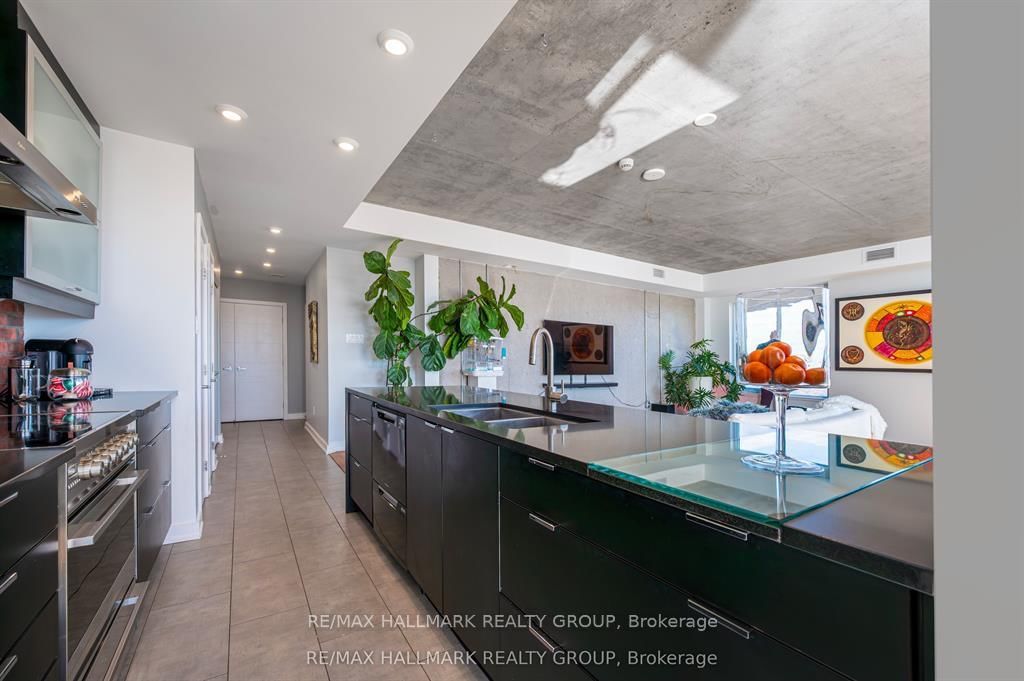 195 Besserer Street, Unit 1 - Photo 11