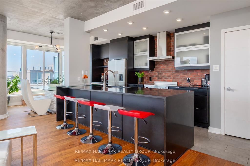 195 Besserer Street, Unit 1 - Photo 17