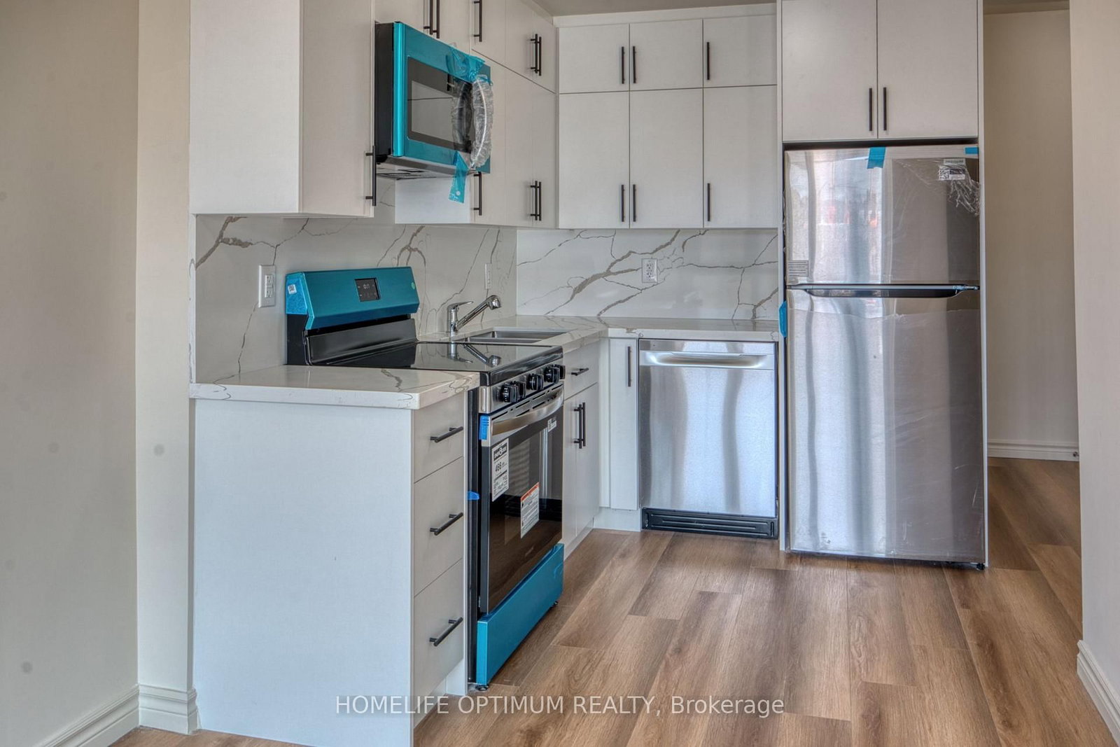 12 Suncrest Lane, Unit 204 - Photo 10