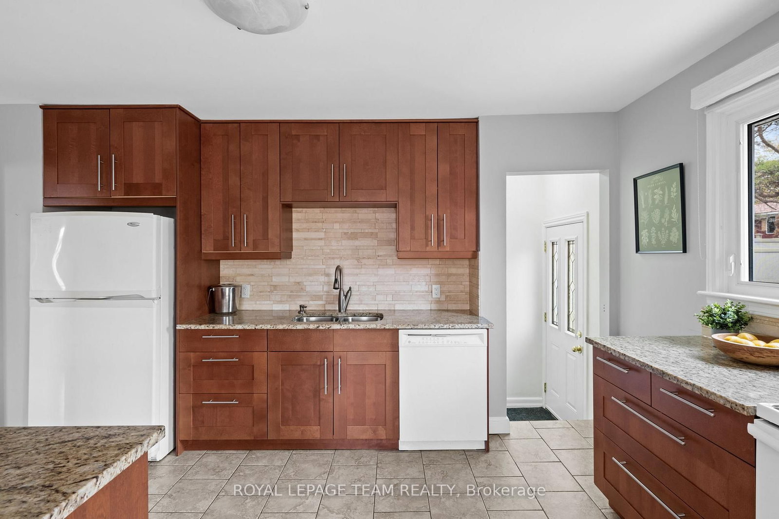 1266 Randall Avenue - Photo 14