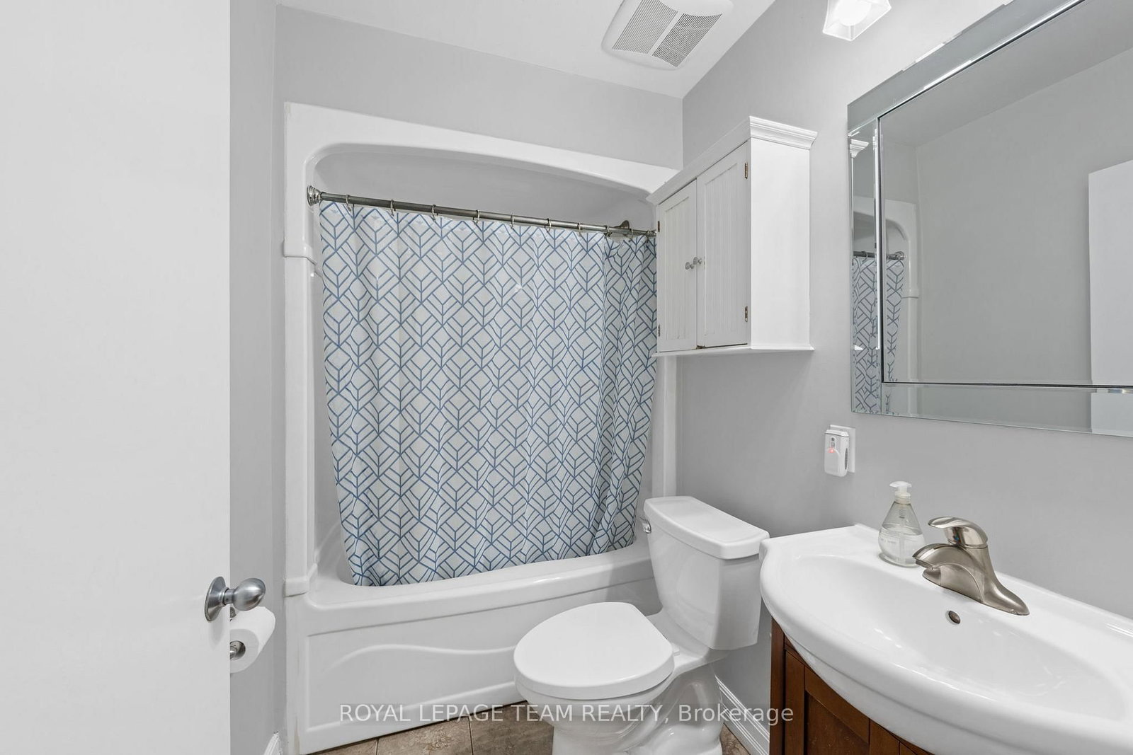 1266 Randall Avenue - Photo 28