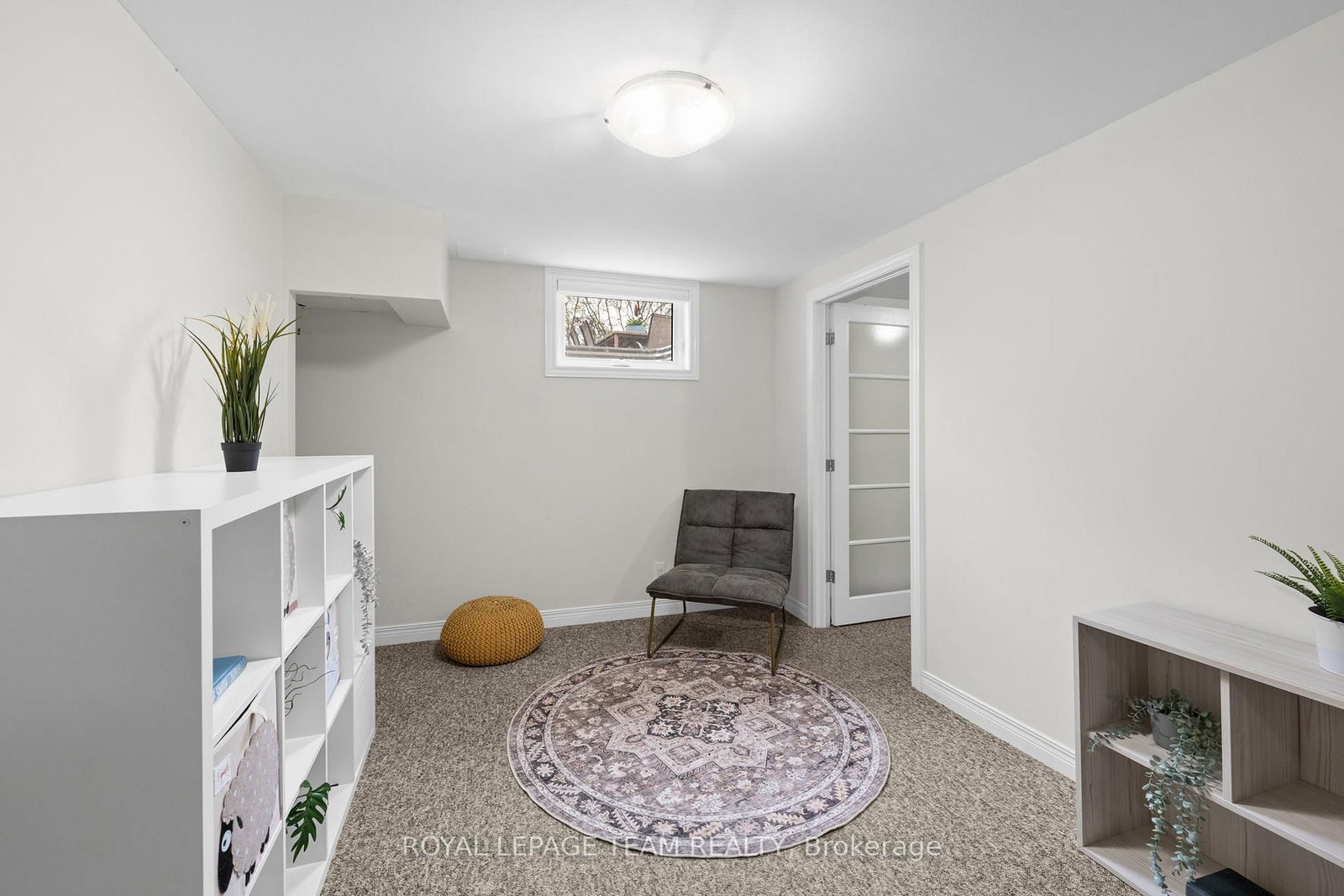 1266 Randall Avenue - Photo 36