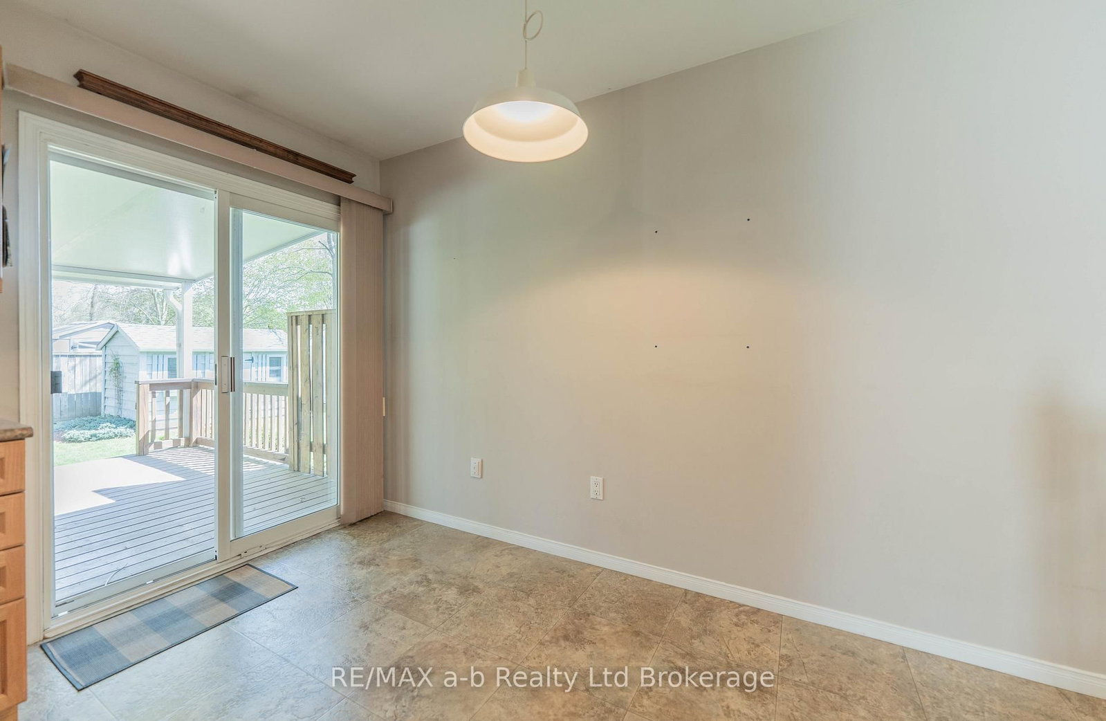 44 Beech Boulevard • Tillsonburg, ON photo 16