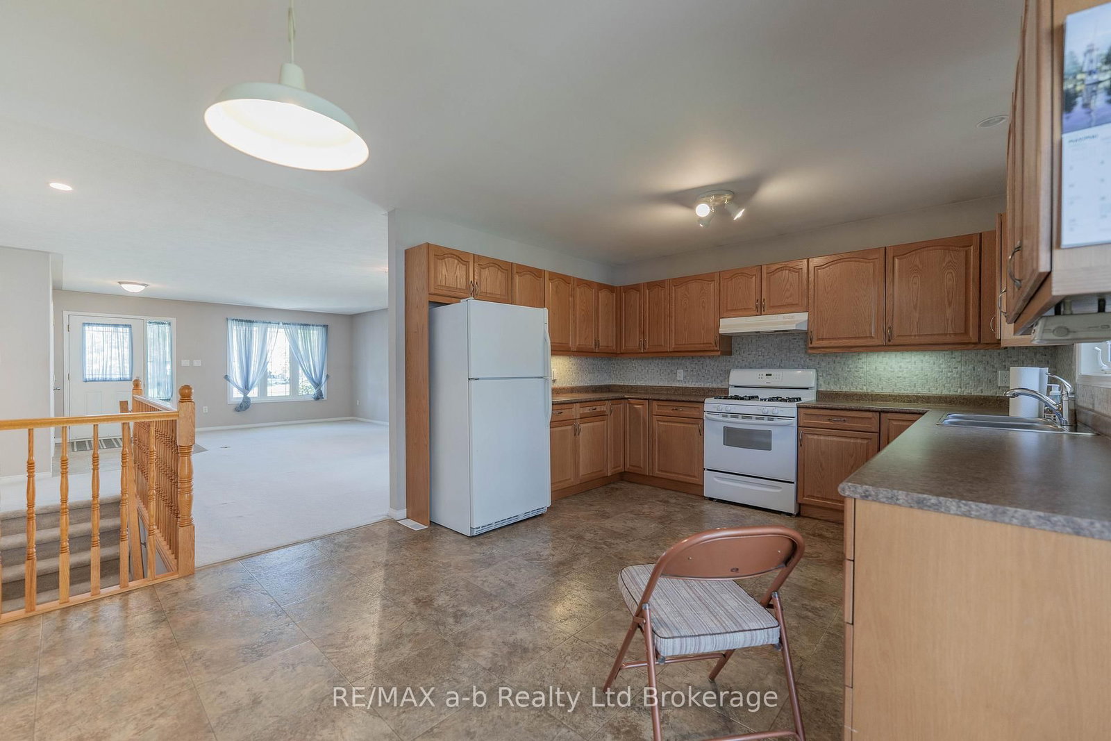 44 Beech Boulevard • Tillsonburg, ON photo 17
