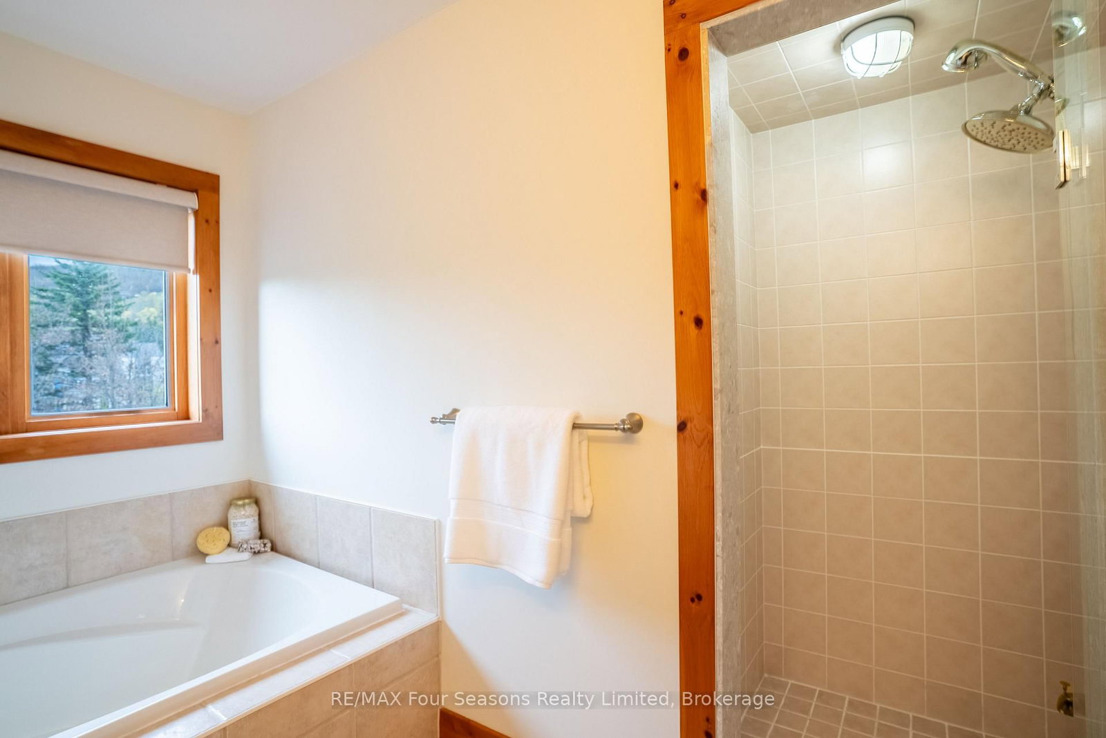 141 Venture Boulevard - Photo 24