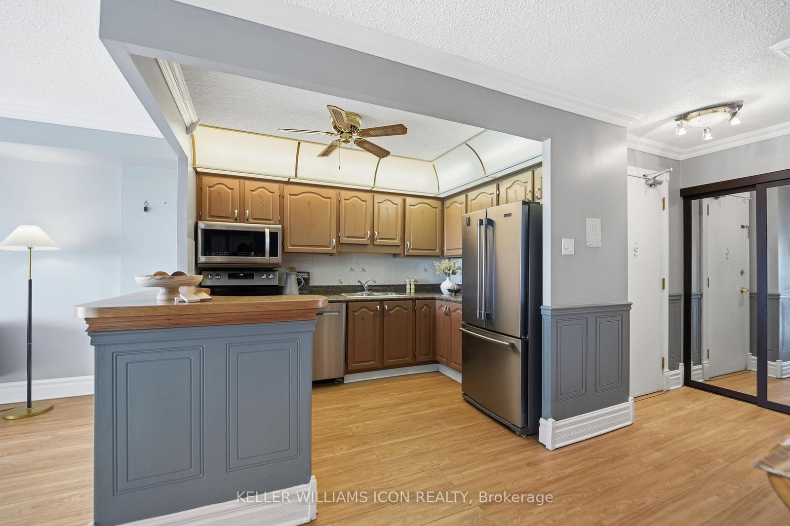158C Mcarthur Avenue, Unit 1607 - Photo 15