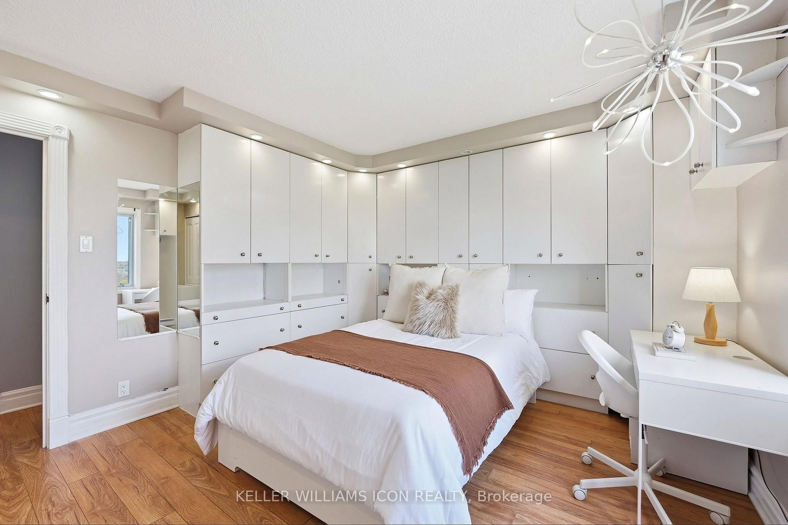 158C Mcarthur Avenue, Unit 1607 - Photo 21