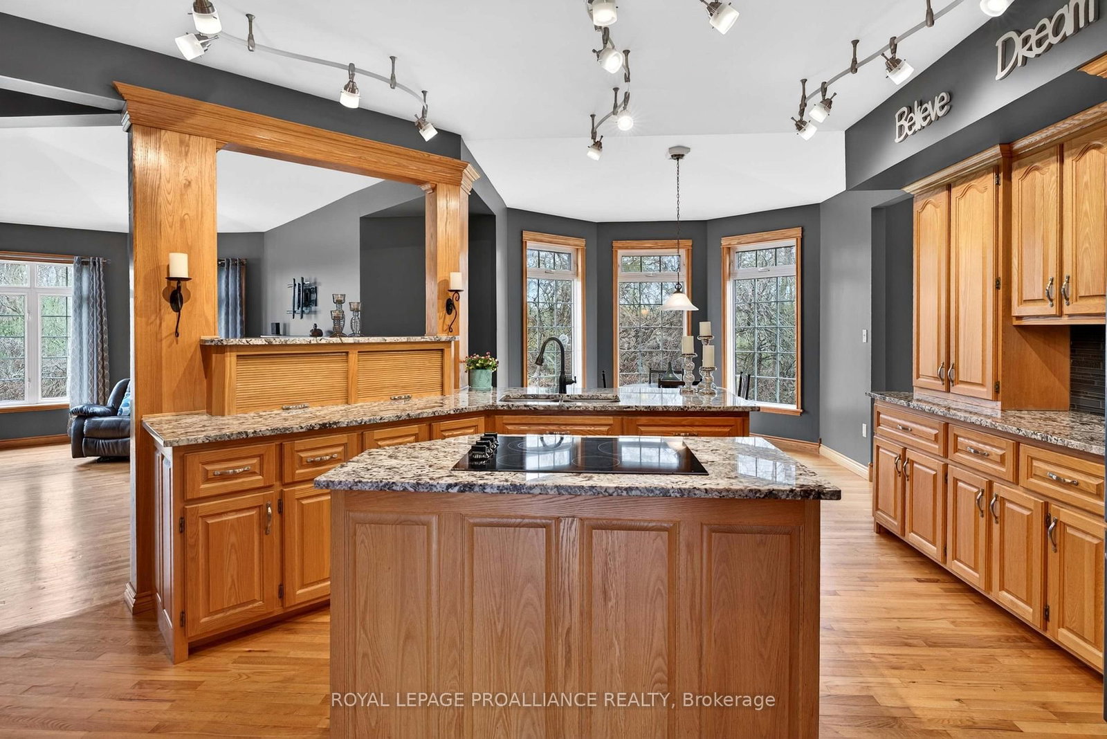 3560/3562 Weir Road • Edwardsburgh/Cardinal, ON photo 17