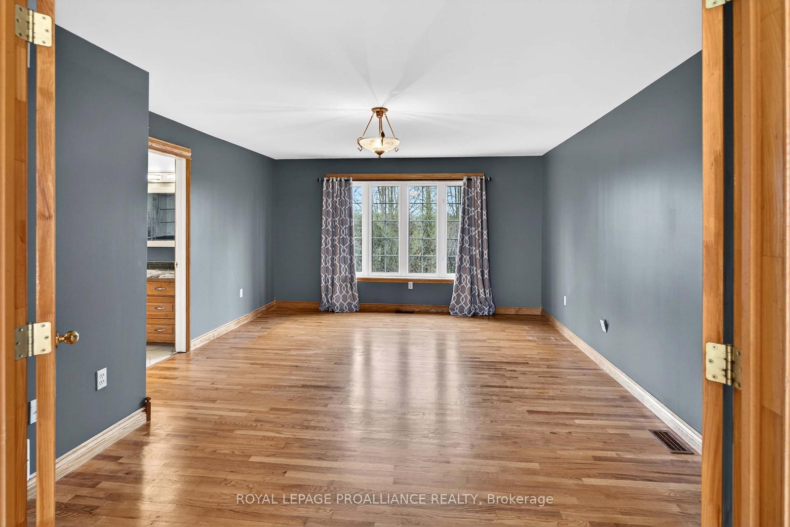 3560/3562 Weir Road • Edwardsburgh/Cardinal, ON photo 22