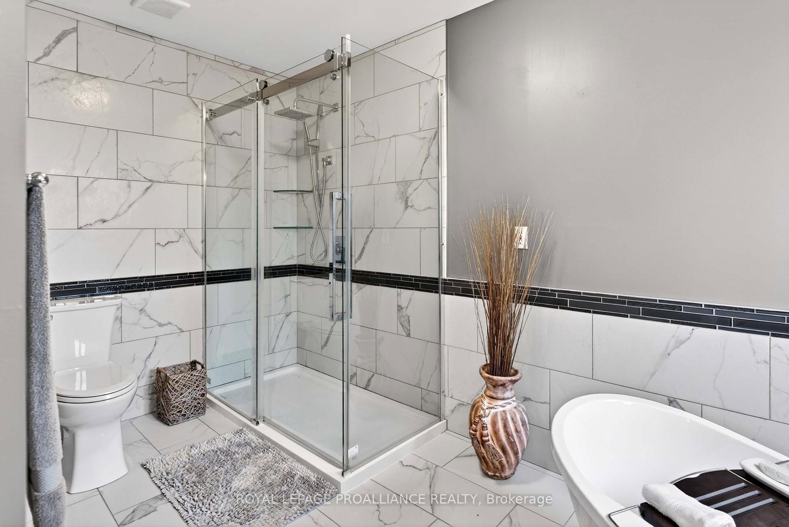 3560/3562 Weir Road • Edwardsburgh/Cardinal, ON photo 24