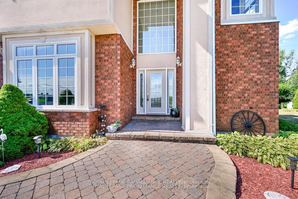 3560/3562 Weir Road • Edwardsburgh/Cardinal, ON photo 7