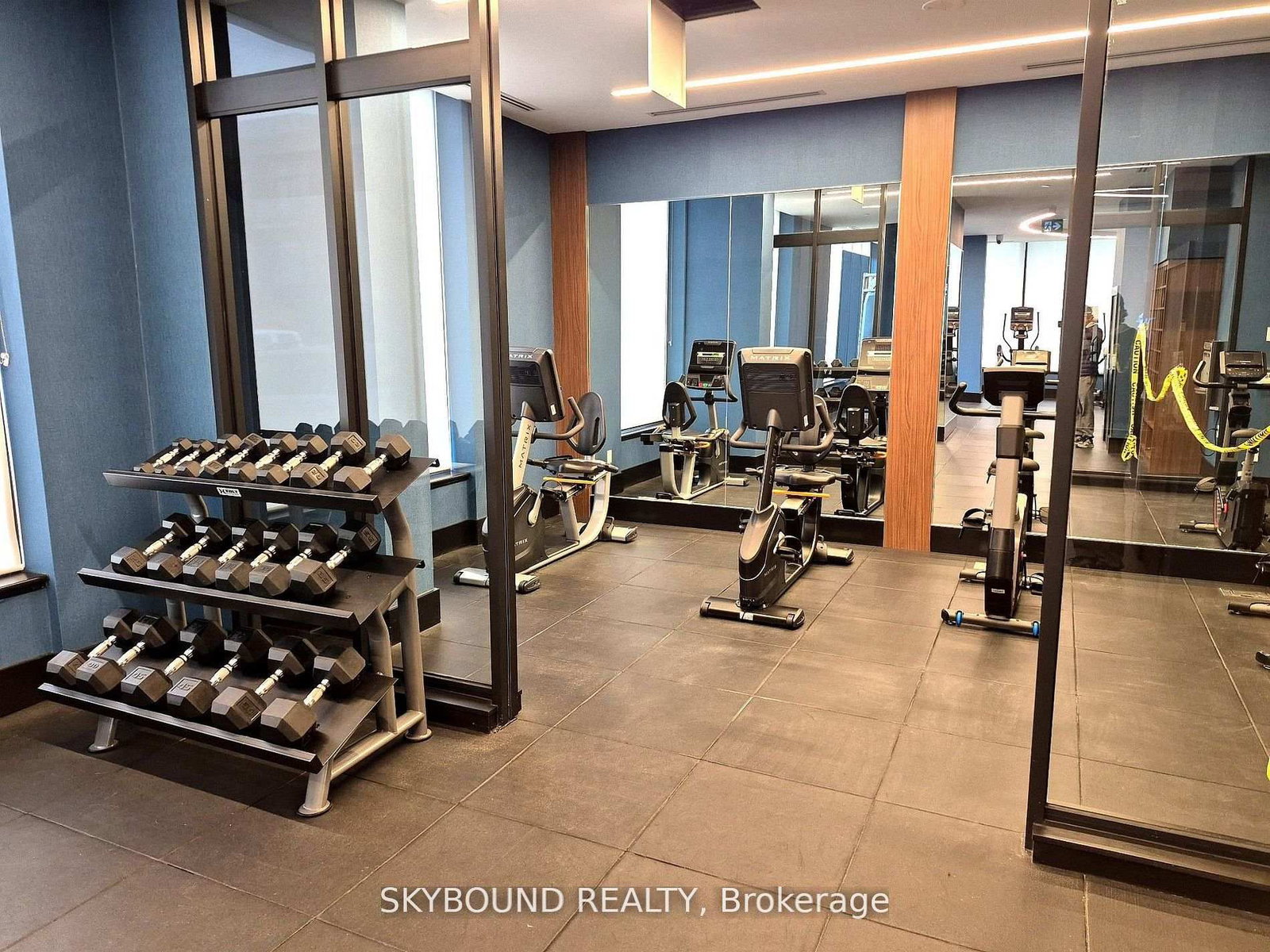 385 Winston Road, Unit LPH 06 - Photo 36