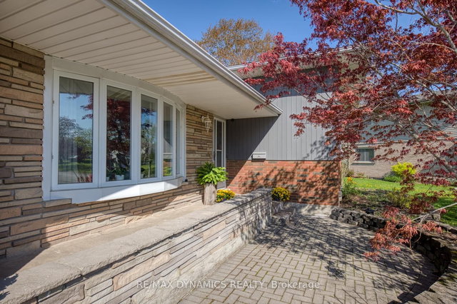 51 Karen Crescent