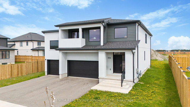 608 Sweetbay Crescent