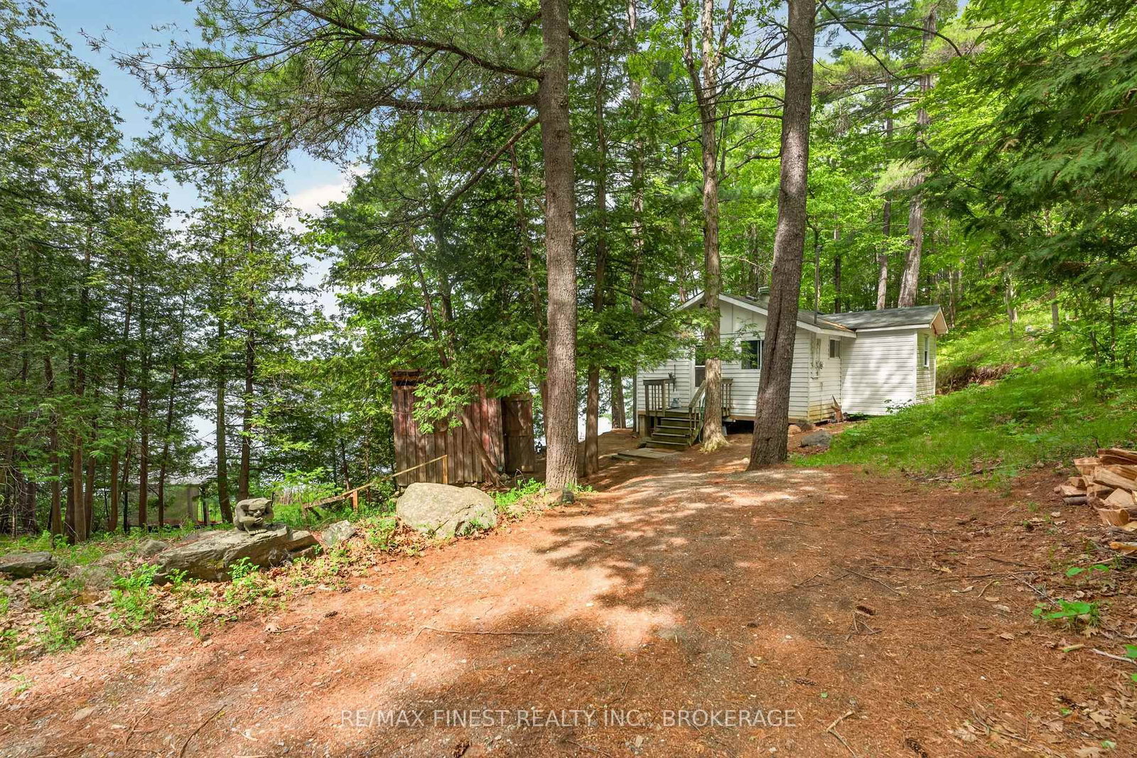 1134 NELSON Road • Sharbot Lake, ON photo 40