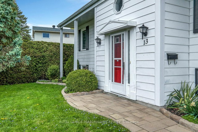 13 Mcmurdo Court