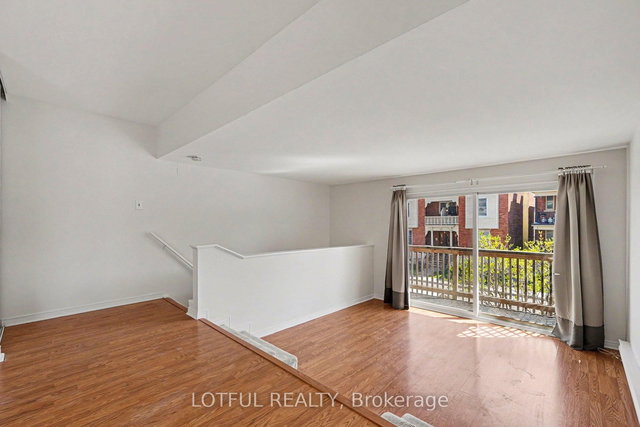 2 - 72 Spadina Avenue
