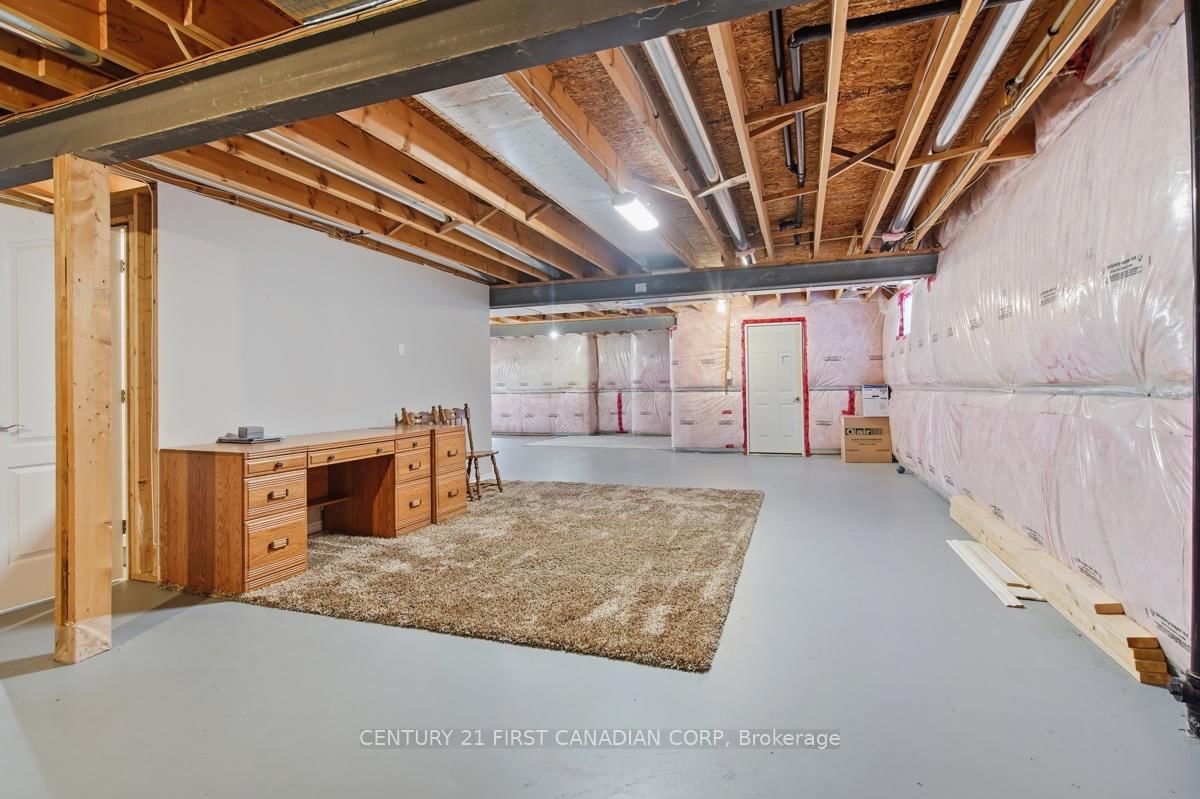 2035 Coronation Drive - Photo 32