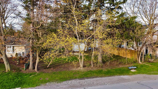 2A Corbett Avenue
