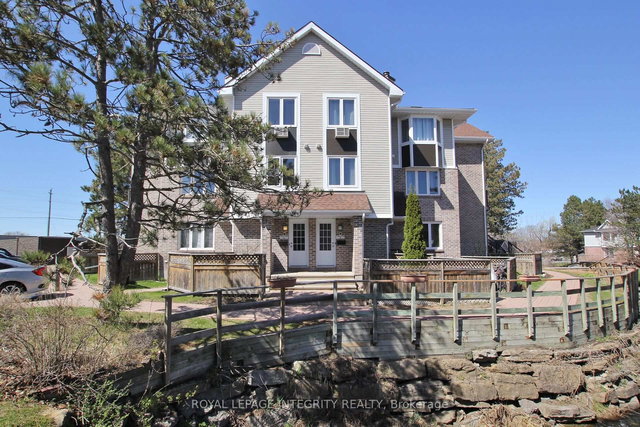 10 - 3 STONEBANK Crescent